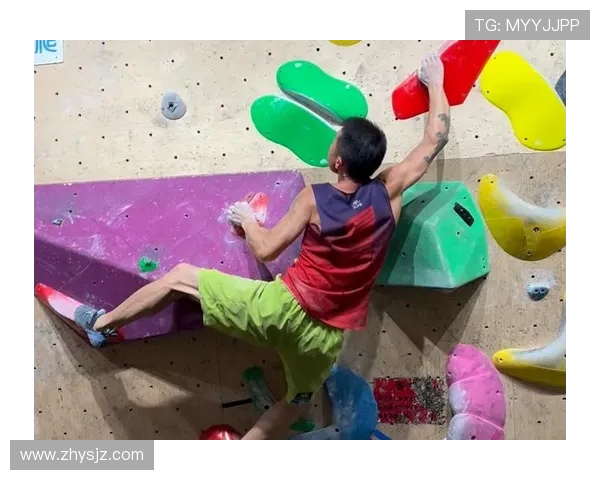 攀岩之巅:深入了解上海攀岩队的灵活性与训练秘诀 攀岩之巅:深入了解上海攀岩队的灵活性与训练秘诀