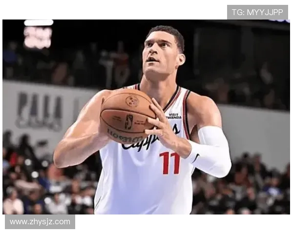 布鲁克洛佩斯:从角色球员到NBA顶尖中锋的蜕变之路 布鲁克洛佩斯:从角色球员到NBA顶尖中锋的蜕变之路