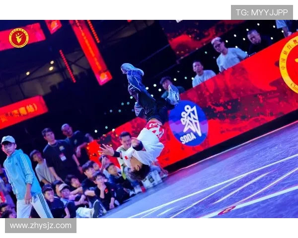 重庆街舞队在攀岩联赛中的力量展现与精彩表现分析